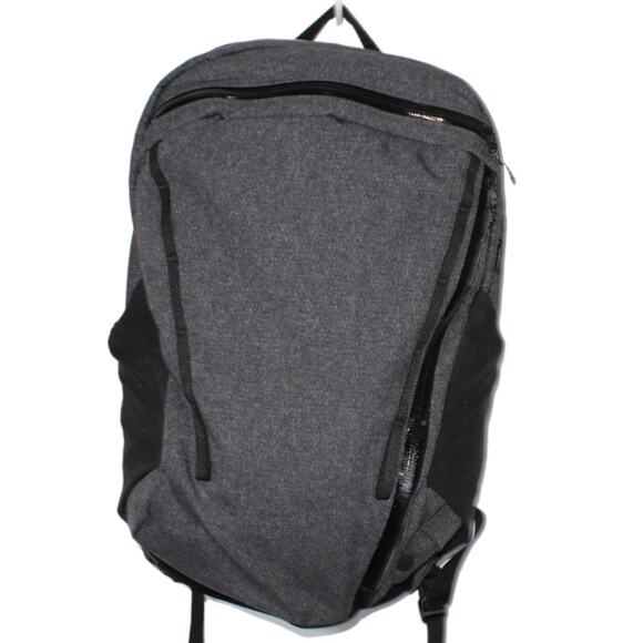 he north face jester 26l backpack daypack tnf black chj4 Amazon.com: The North Face Women's Jester Everyday Laptop Backpack, TNF  Black, One Size : Electronics
